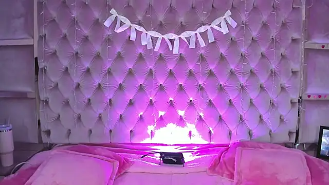 Harii 02 online show from 02/11/25, 04:44