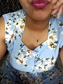 EeshaBhabi online show from 04/23/26, 07:41