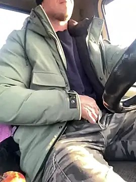 Snapshot of AlexGWoW chatting on 01/13/25, 07:11 AlexGWoW online show from 01/13/25, 07:11