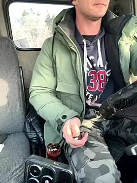 Snapshot of AlexGWoW chatting on 02/24/25, 06:49 AlexGWoW online show from 02/24/25, 06:49