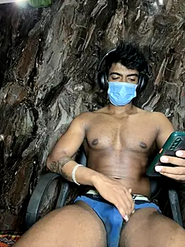 rony6663 online show from 11/03/25, 08:37