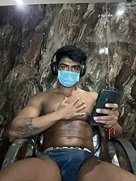 rony6663 online show from 02/01/26, 06:28