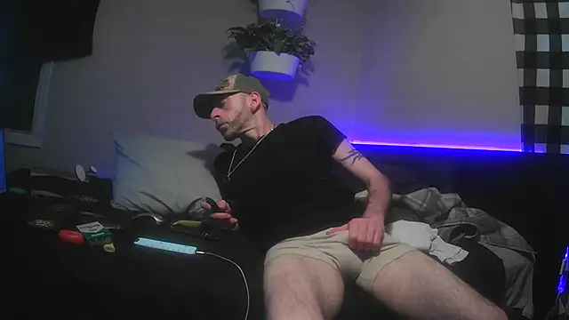 Snapshot of smokee_parT903 chatting on 01/06/25, 11:42 smokee parT903 online show from 01/06/25, 11:42