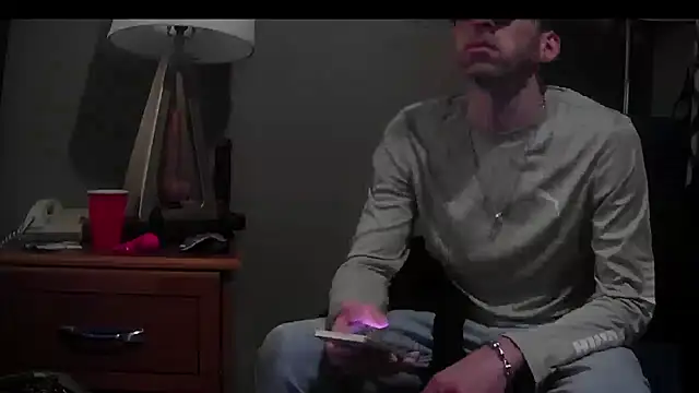 Snapshot of smokee_parT903 chatting on 01/24/25, 12:52 smokee parT903 online show from 01/24/25, 12:52