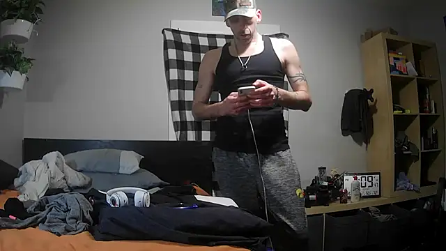 Snapshot of smokee_parT903 chatting on 03/04/25, 03:11 smokee parT903 online show from 03/04/25, 03:11