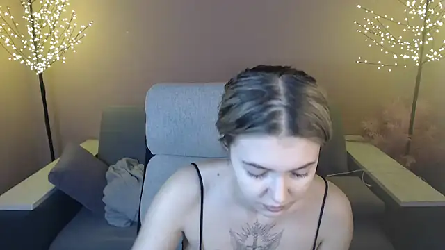 Snapshot of Ritaneer chatting on 12/04/24, 09:07 Ritaneer online show from 12/04/24, 09:07