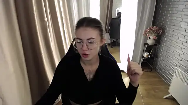 Snapshot of Ritaneer chatting on 09/10/25, 08:03 Ritaneer online show from 09/10/25, 08:03