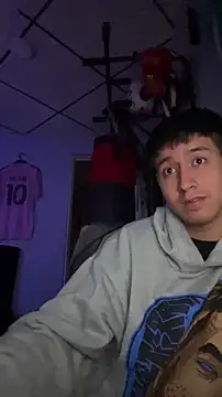 Stiven 017 online show from 02/19/26, 12:28