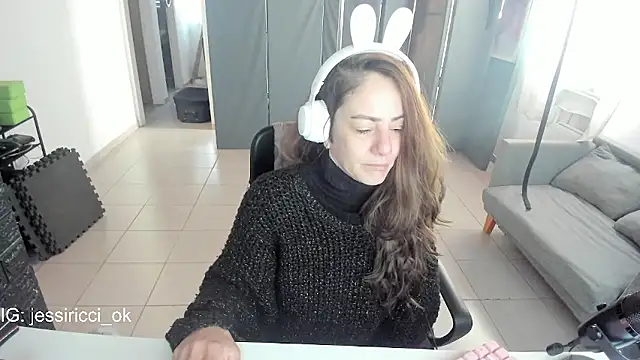 jessiburningheels online show from 03/13/25, 11:51