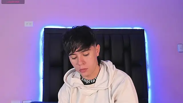 AbbySmiitth  online show from 02/21/25, 12:28