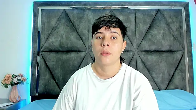 AbbySmiitth  online show from 04/23/26, 10:01