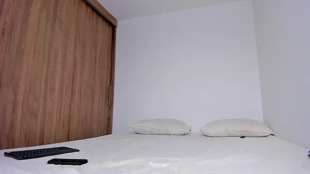 serge 7 online show from 10/12/25, 07:02