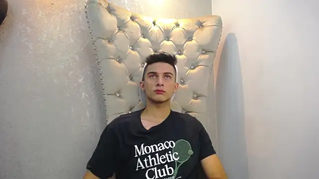 Snapshot of MrWilliseo chatting on 12/11/24, 07:36 MrWilliseo online show from 12/11/24, 07:36