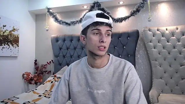 Snapshot of MrWilliseo chatting on 01/04/25, 07:55 MrWilliseo online show from 01/04/25, 07:55