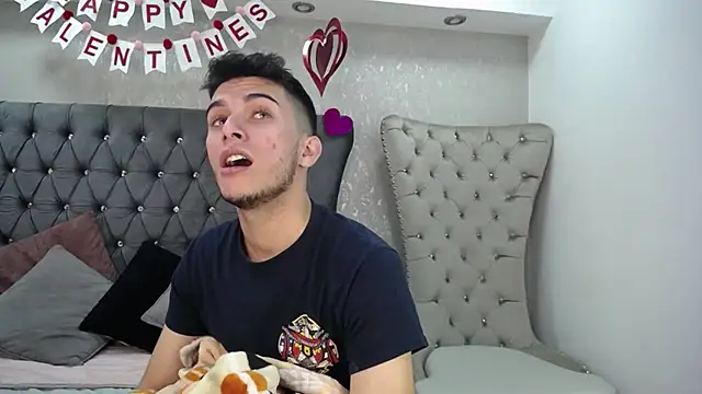 Snapshot of MrWilliseo chatting on 02/09/25, 08:13 MrWilliseo online show from 02/09/25, 08:13