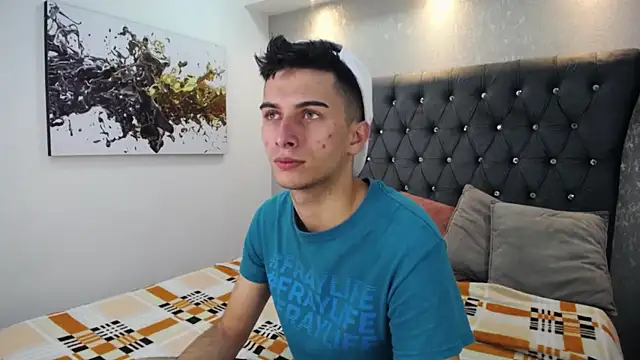 Snapshot of MrWilliseo chatting on 02/25/25, 07:25 MrWilliseo online show from 02/25/25, 07:25