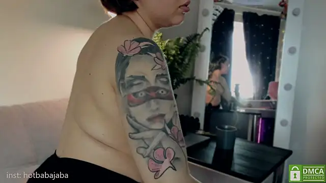 whoa-hoa-hoa-hoa-hoa online show from 03/05/25, 08:54