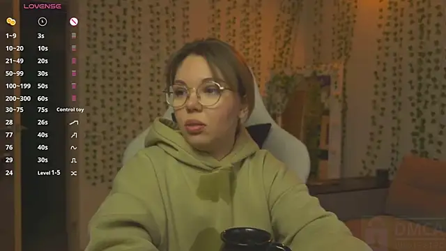 whoa-hoa-hoa-hoa-hoa online show from 04/23/26, 08:22