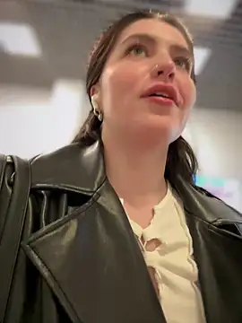 Snapshot of meow_girl chatting on 01/20/25, 11:13 meow girl online show from 01/20/25, 11:13