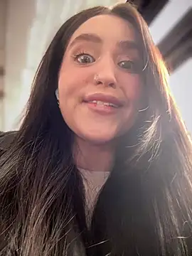 Snapshot of meow_girl chatting on 02/26/25, 10:15 meow girl online show from 02/26/25, 10:15