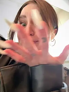 meow girl online show from 03/11/25, 08:52