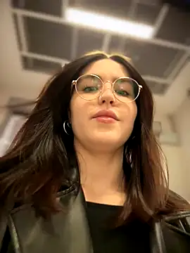 meow girl online show from 10/16/25, 08:48