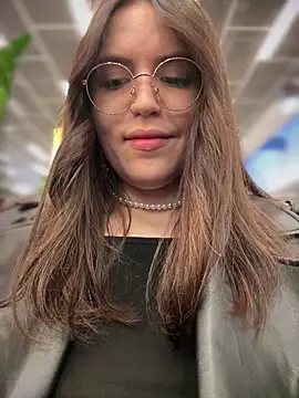 meow girl online show from 12/20/25, 11:06