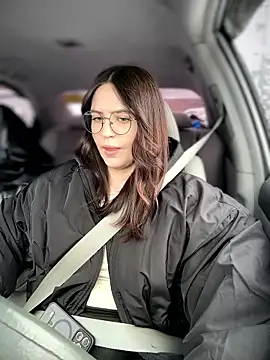 Snapshot of meow_girl chatting on 01/11/26, 11:59 meow girl online show from 01/11/26, 11:59