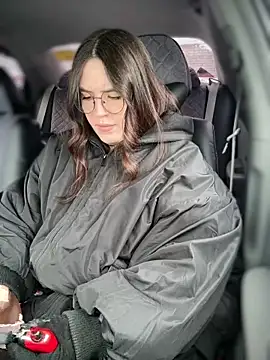 Snapshot of meow_girl chatting on 02/04/26, 07:58 meow girl online show from 02/04/26, 07:58