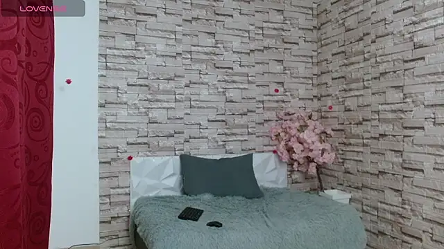 Vanse lust online show from 02/13/25, 12:24