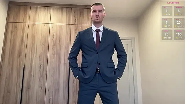 cute mark online show from 02/11/26, 06:40