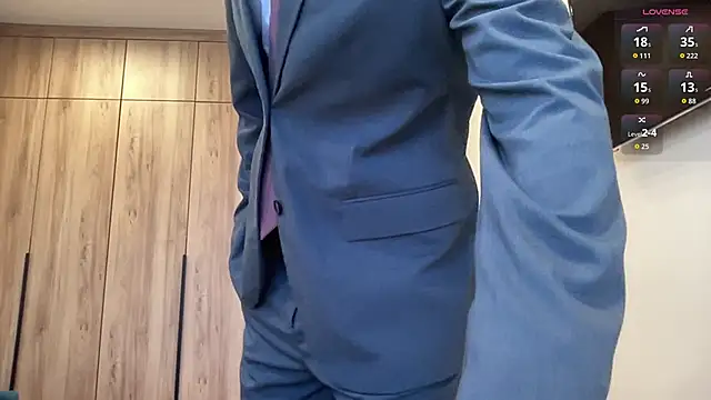 cute mark online show from 02/14/26, 05:59