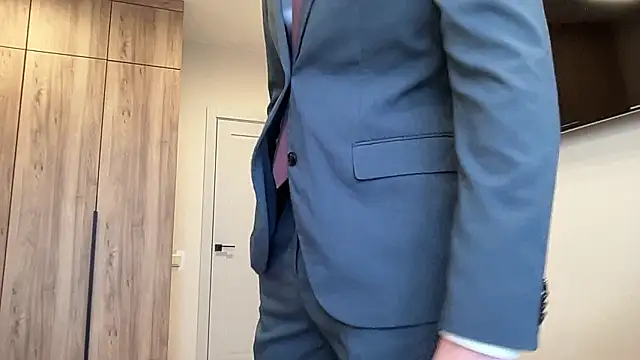 cute mark online show from 03/04/26, 05:57