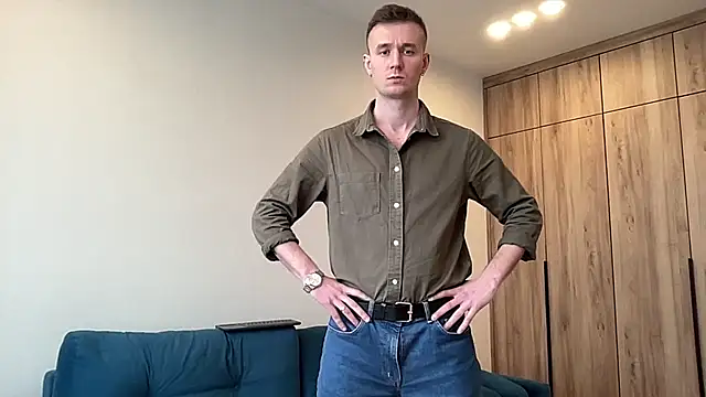 cute mark online show from 04/19/26, 03:22