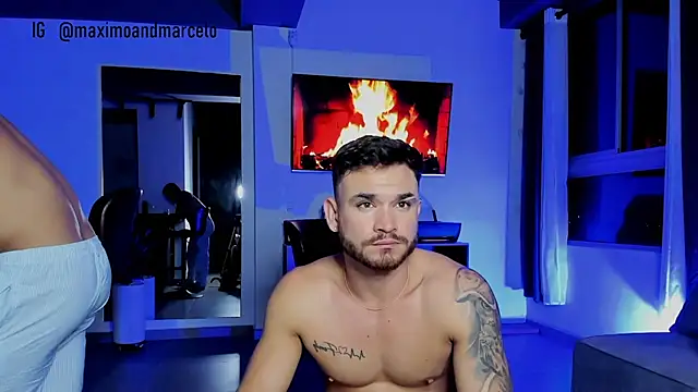 Snapshot of Maximo_Marcelo chatting on 01/16/25, 04:07 Maximo Marcelo online show from 01/16/25, 04:07