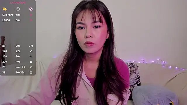 moonlight8  online show from 10/19/25, 03:12