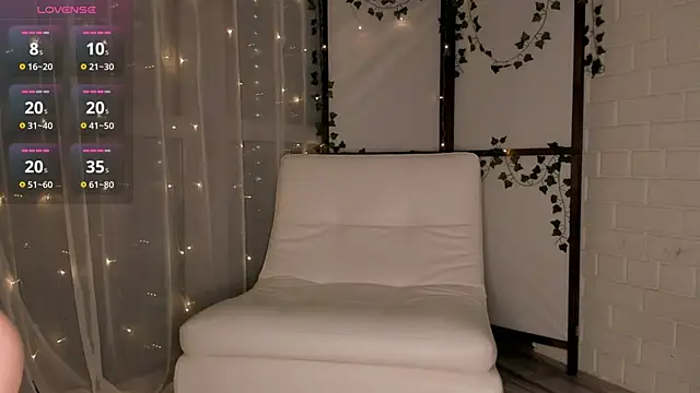 Snapshot of ms_elizabethqueen chatting on 02/01/25, 07:02 ms elizabethqueen online show from 02/01/25, 07:02