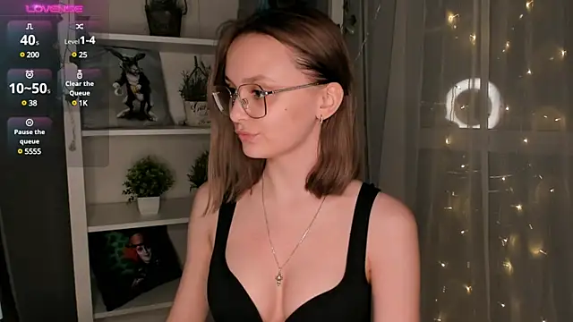 Snapshot of ms_elizabethqueen chatting on 02/14/25, 07:12 ms elizabethqueen online show from 02/14/25, 07:12