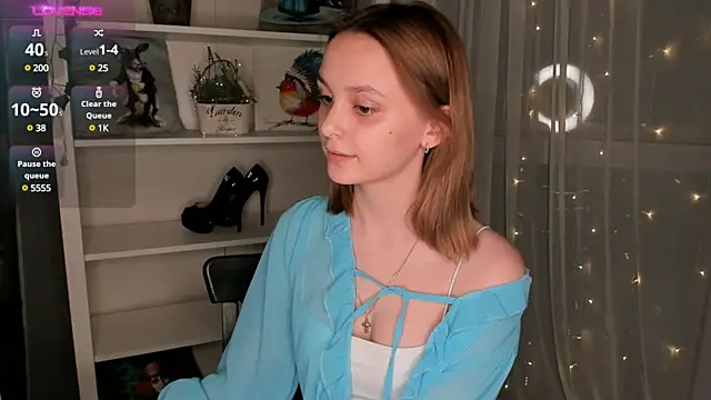 Snapshot of ms_elizabethqueen chatting on 03/07/25, 03:28 ms elizabethqueen online show from 03/07/25, 03:28