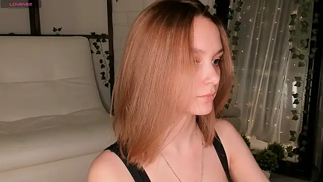 Snapshot of ms_elizabethqueen chatting on 03/09/25, 04:33 ms elizabethqueen online show from 03/09/25, 04:33