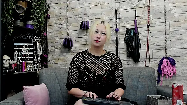 CruelMistress online show from 10/03/25, 09:23