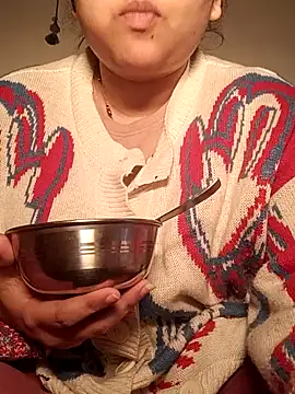 Snapshot of rituu07 chatting on 01/06/25, 12:02 rituu07 online show from 01/06/25, 12:02