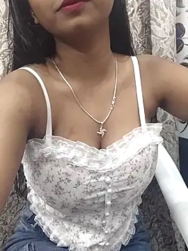 Ishaani 0 online show from 02/24/25, 02:26