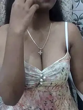 Ishaani 0 online show from 03/08/25, 05:54