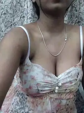 Ishaani 0 online show from 03/19/25, 12:04