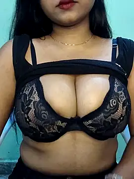 Ishaani 0 online show from 02/09/26, 12:20