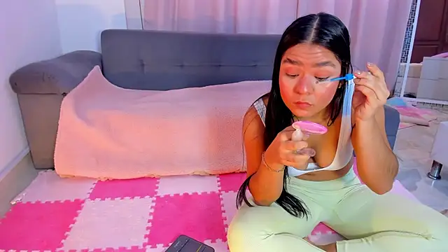 HayamiKioto online show from 11/07/25, 01:44