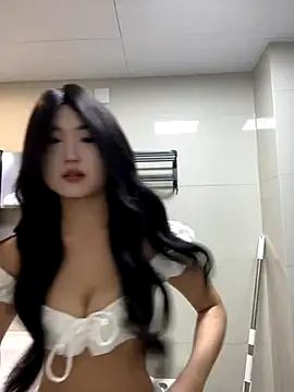 Snapshot of xyebobs chatting on 12/03/24, 07:00 xyebobs online show from 12/03/24, 07:00