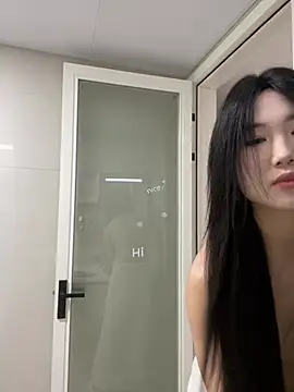 Snapshot of xyebobs chatting on 03/14/25, 04:21 xyebobs online show from 03/14/25, 04:21