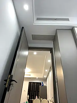 Snapshot of xyebobs chatting on 09/21/25, 03:02 xyebobs online show from 09/21/25, 03:02